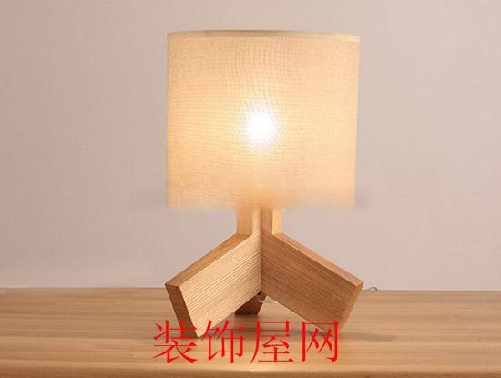 书房布艺台灯该选什么的好